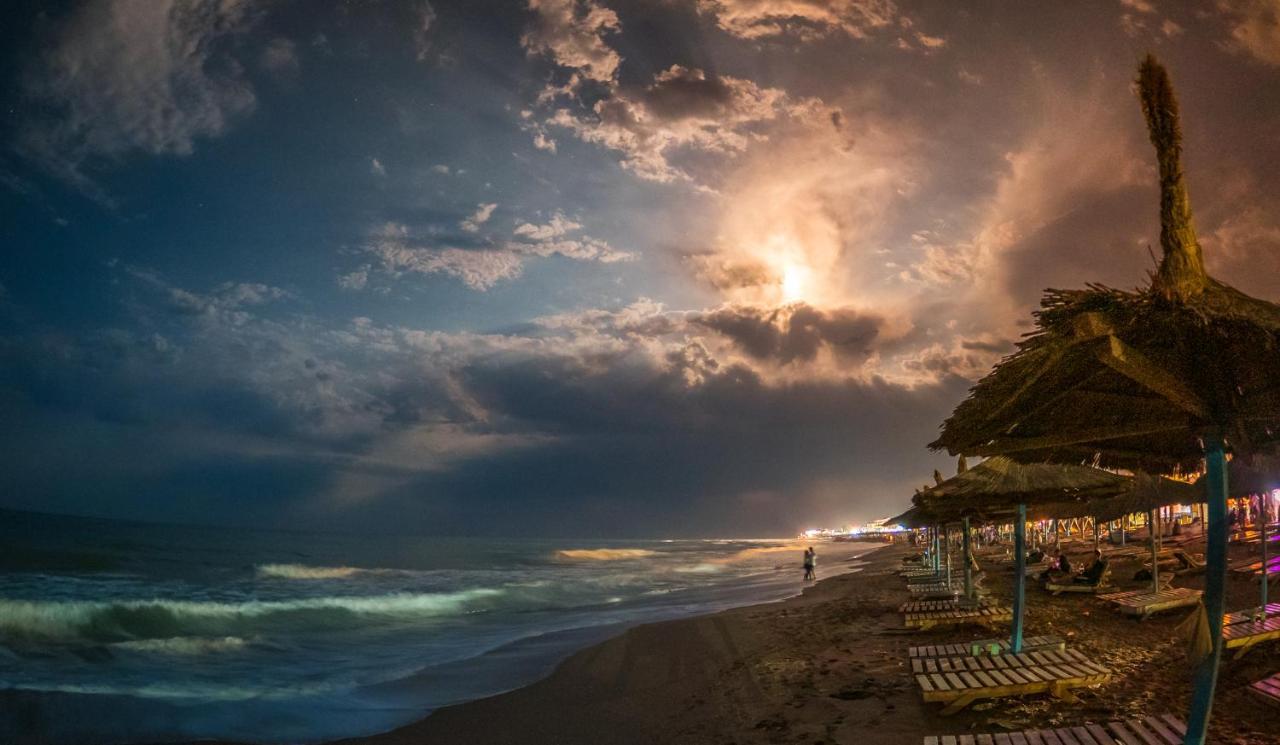 Hotel Spot Vama Veche Exterior foto
